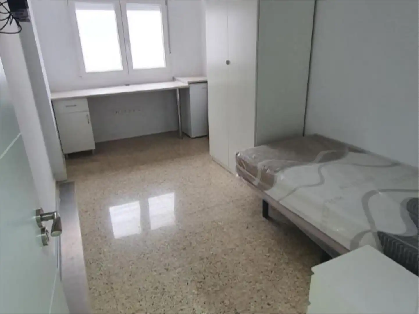 Flat for sale in Calle de Rodrigo Rebolledo, 39, Las Fuentes Bedroom of Flat for sale in Zaragoza with Air Conditioner, Storage room and Furnished