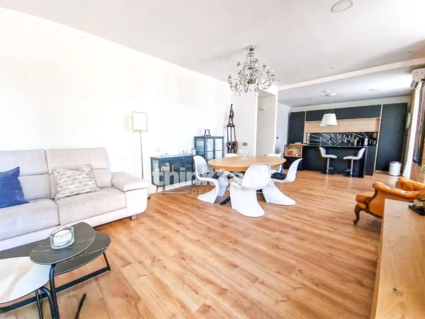 Piso en venta en Avenida de Portugal, 1, Candelaria - Peña de Francia Sala de estar de Piso en venta en Zamora Capital con Aire acondicionado, Calefacción y Parquet