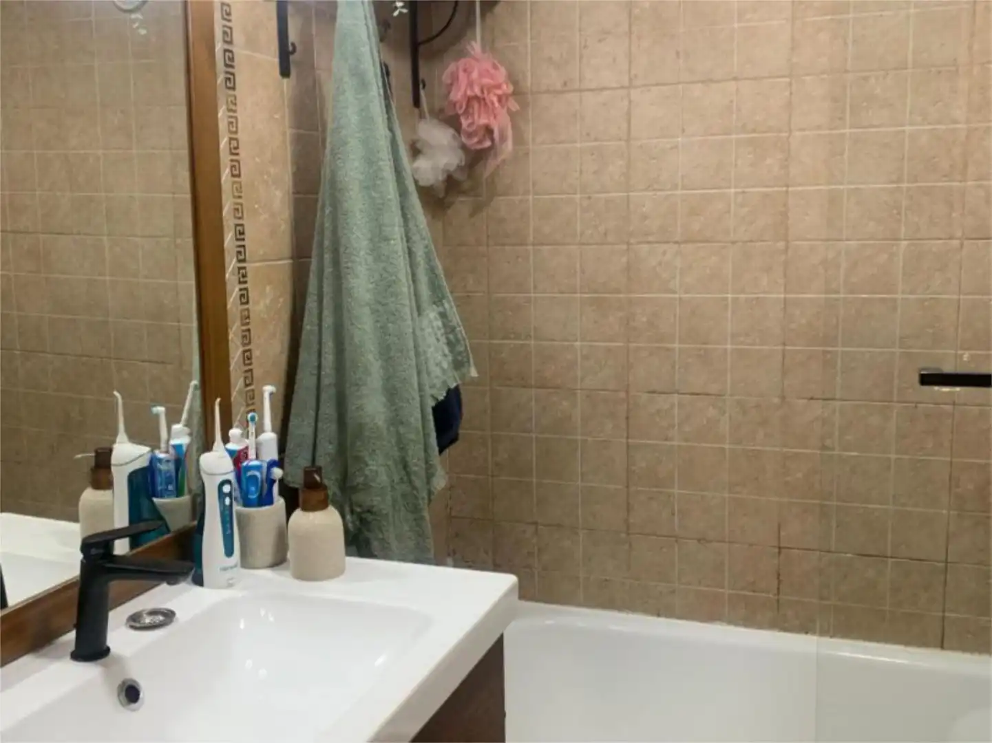 Room in Calle de Canarias, 4, Centro