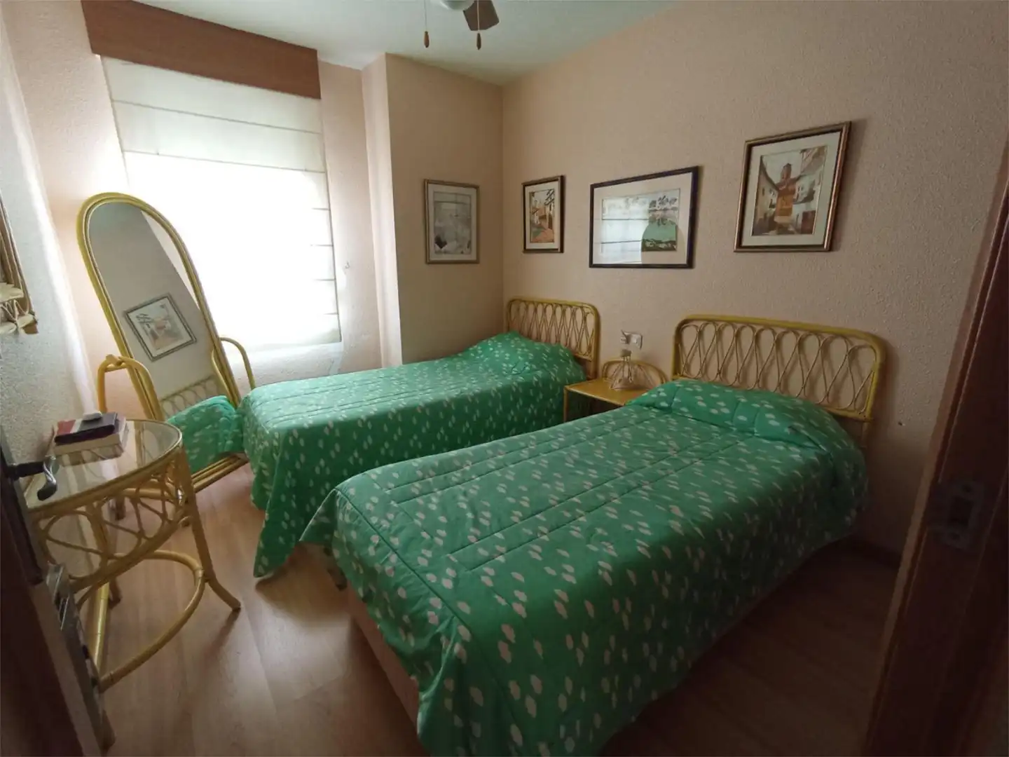 Einfamilien-Reihenhaus zum Verkauf in Calle de la Dorada, 6, Playa de San Juan - El Cabo de las Huertas Schlafzimmer von Einfamilien-Reihenhaus zum Verkauf in Alicante / Alacant mit Terrasse, Schwimmbad und Balkon