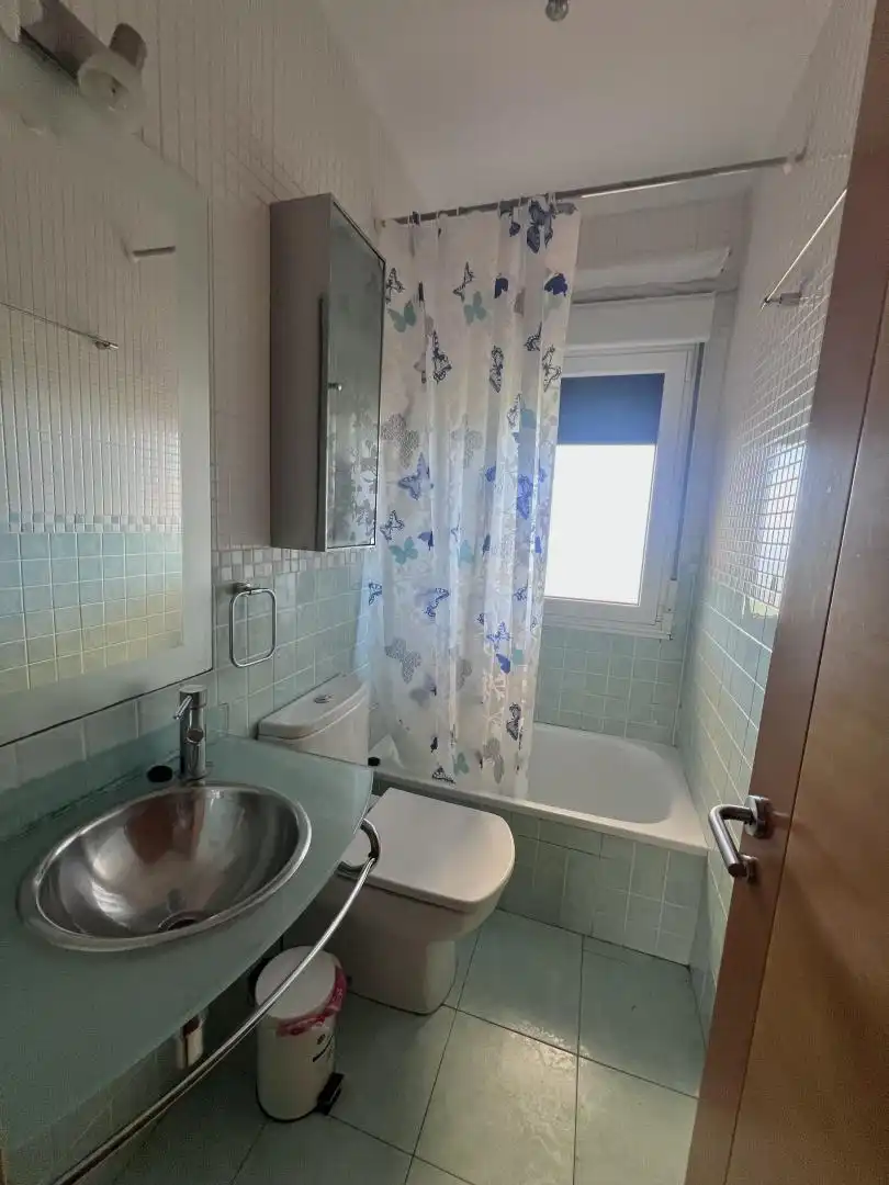 Casa o chalet en venta en Vv-12, 3, Parroquias surorientales Baño de Casa o chalet en venta en Villaviciosa con Terraza, Piscina y Balcón