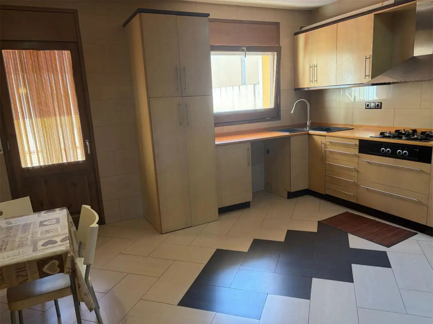 Piso en venta en Carrer D'en Manelic, 30, Sant Fruitós de Bages Cocina de Piso en venta en Sant Fruitós de Bages con Terraza