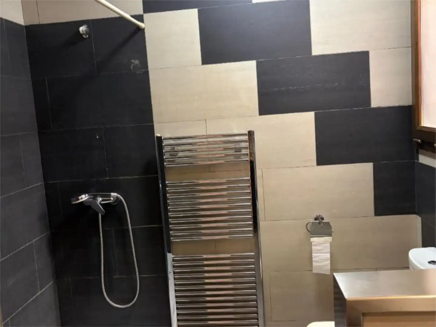 Piso en venta en Carrer D'en Manelic, 30, Sant Fruitós de Bages Baño de Piso en venta en Sant Fruitós de Bages con Terraza