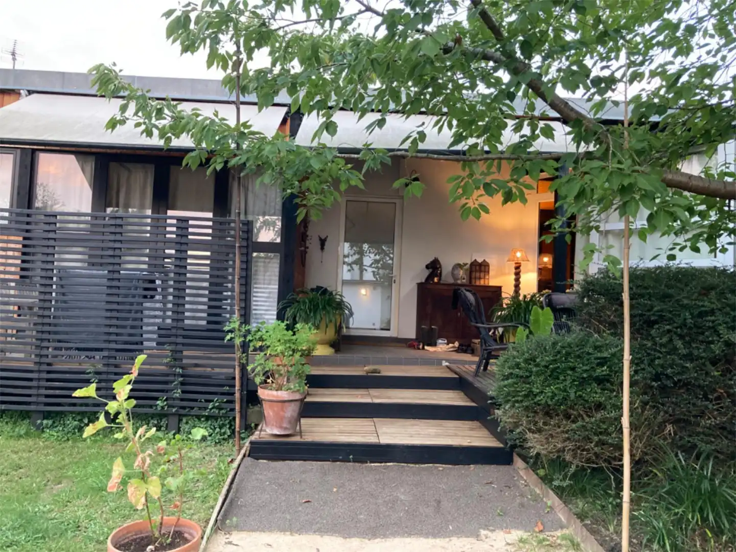 Vista exterior de Finca rústica de lloguer en Urduliz amb Calefacció, Jardí privat i Parquet