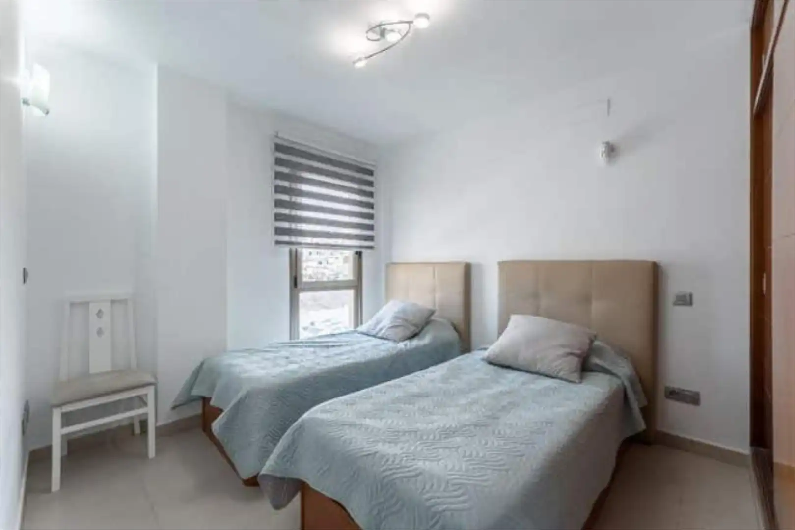Apartamento de alquiler en Alcalá Habitación de Apartamento de alquiler en Guía de Isora con Terraza, Trastero y Amueblado