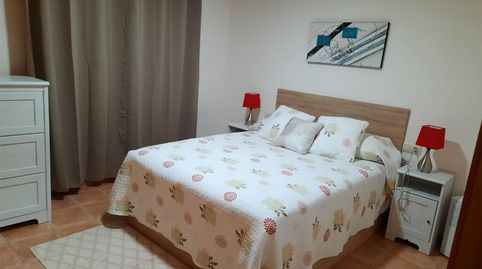 Foto 2 de Casa o chalet de alquiler en Carrer Antic Regne de Valenci, 34, Montroi / Montroy, Valencia