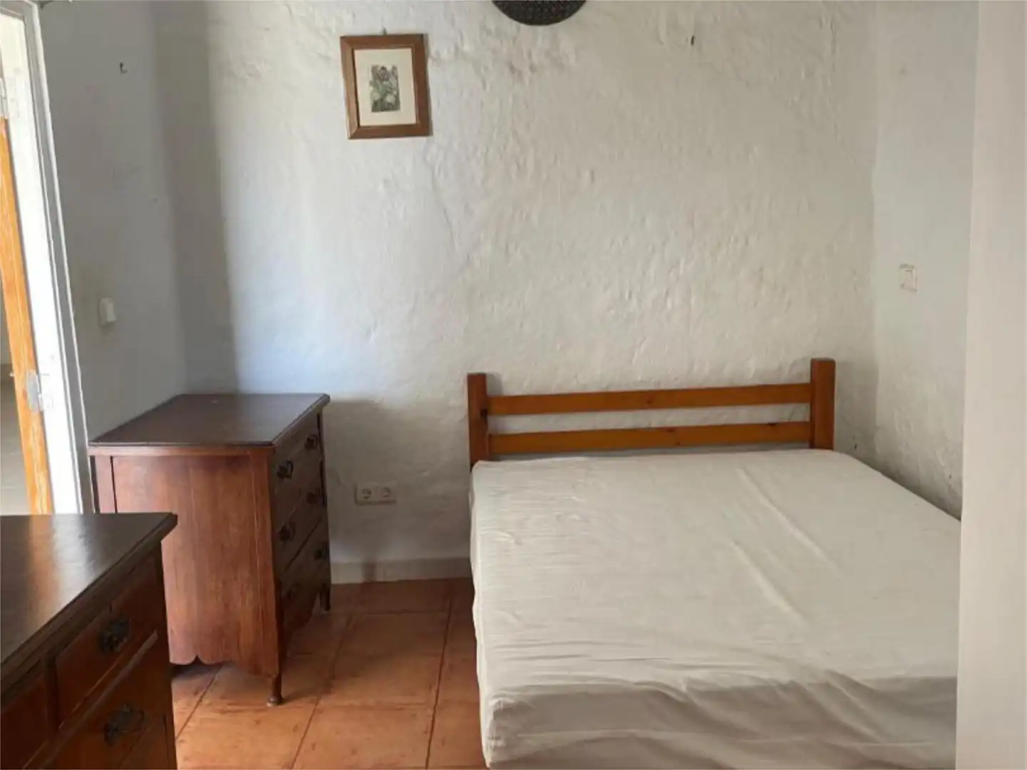 Piso en venta en Calle Castillo, 1, Badolatosa Habitación de Piso en venta en Badolatosa con Calefacción, Jardín privado y Terraza