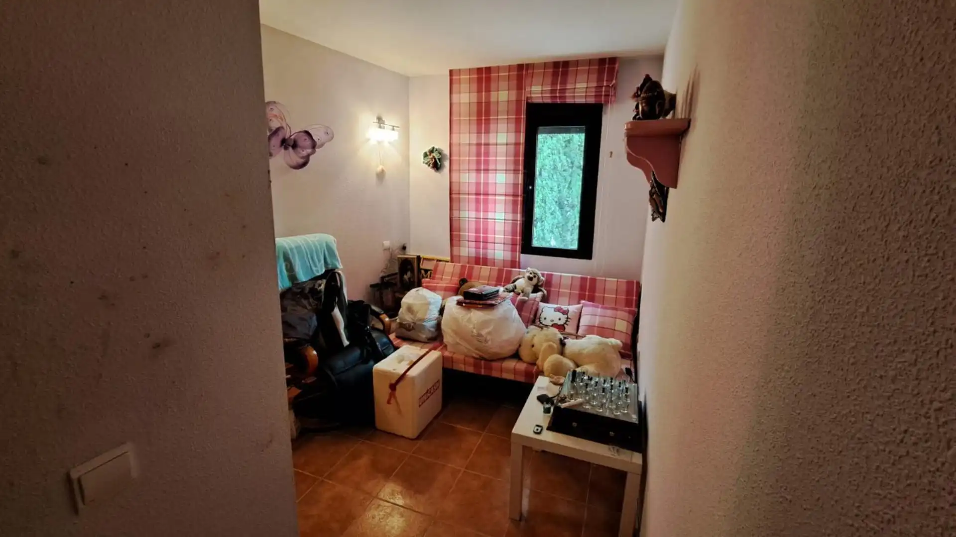 Piso en venta en Calle Castillo, 16, San Román de los Montes Habitación de Piso en venta en San Román de los Montes con Calefacción, Amueblado y Horno