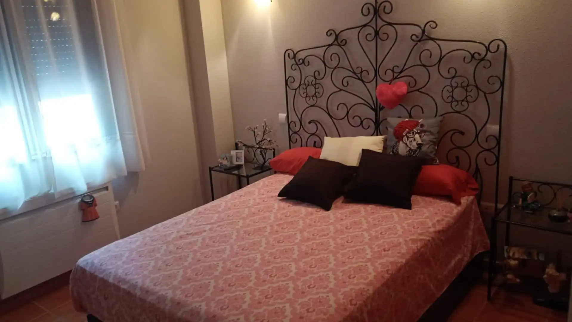 Piso en venta en Calle Castillo, 16, San Román de los Montes Habitación de Piso en venta en San Román de los Montes con Calefacción, Amueblado y Horno