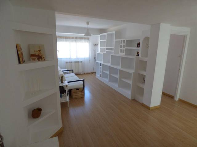 Piso en Alquiler en Calle de Francisco de Ruesta, 32 en Oliver