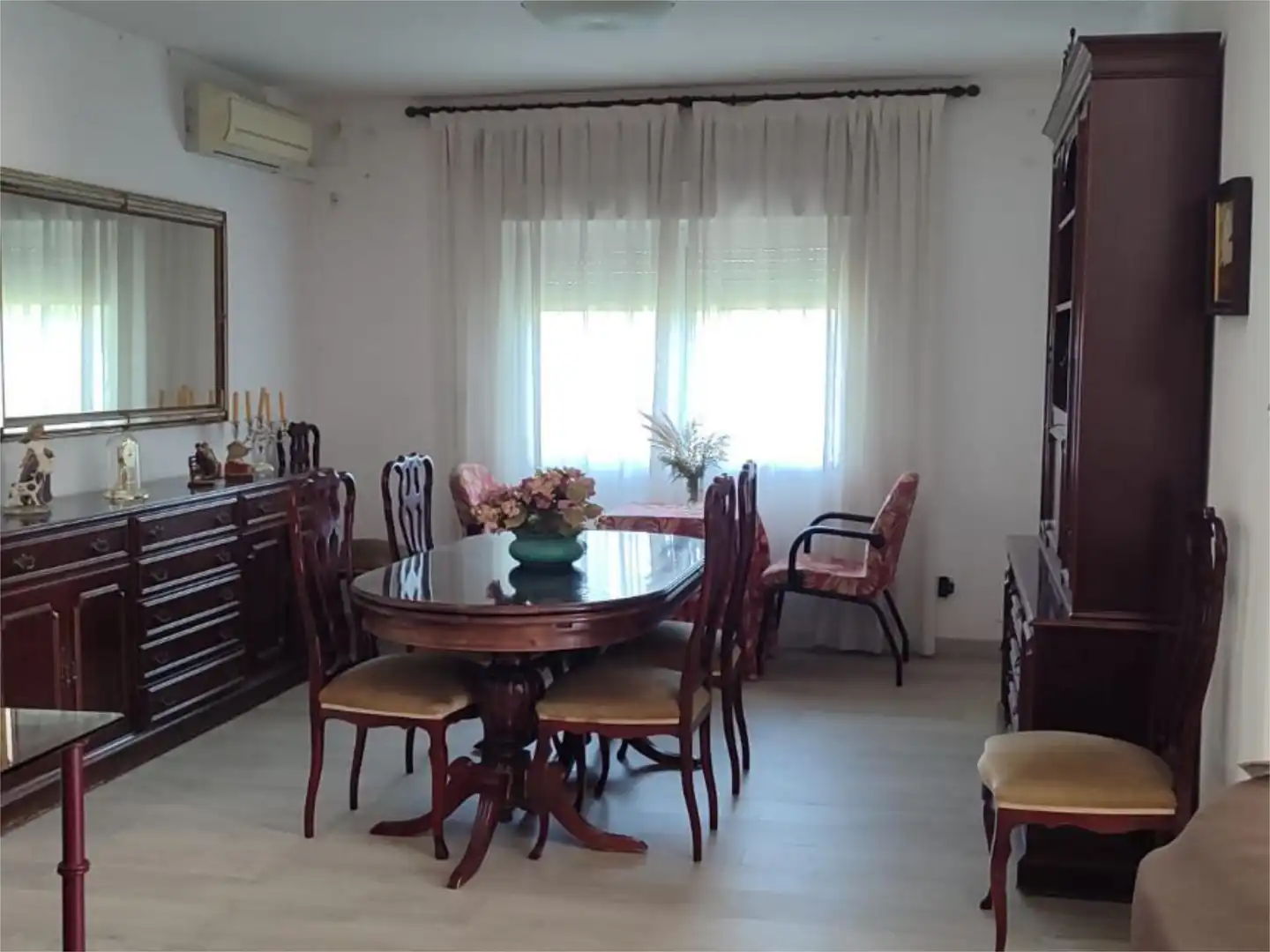 Houses for sale in Cortijo el Rubio, 14, El Higuerón Dining room of Houses for sale in Córdoba with Air Conditioner, Heating and Private garden