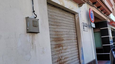 Foto 2 von Geschaftsraum zum Verkauf in Calle Jardines, 46, Santa Bárbara - Ciudad Deportiva, La Línea de la Concepción