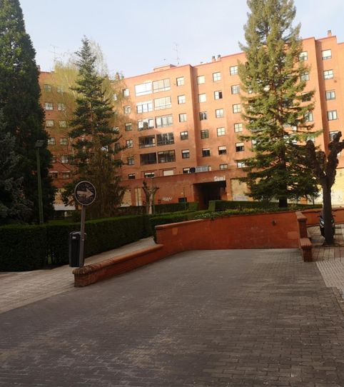 Foto 2 de Garaje de alquiler en Calle San Pedro y San Felices, 41, San Pedro y San Felices, Burgos Capital