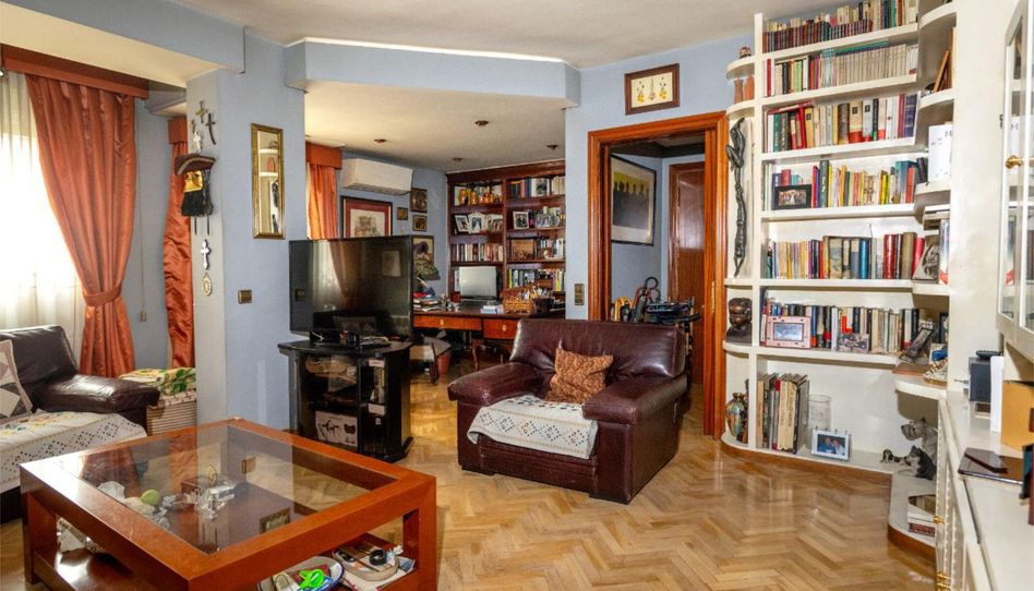 Flat for sale in Calle de Sirio, 52, Estrella, Madrid Capital - image 1 Photo 1 of Flat for sale in Calle de Sirio, 52, Estrella, Madrid Capital
