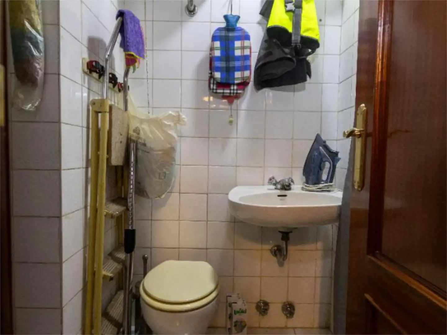 Bathroom of Flat for sale in  Madrid Capital  with Air Conditioner and Balcony