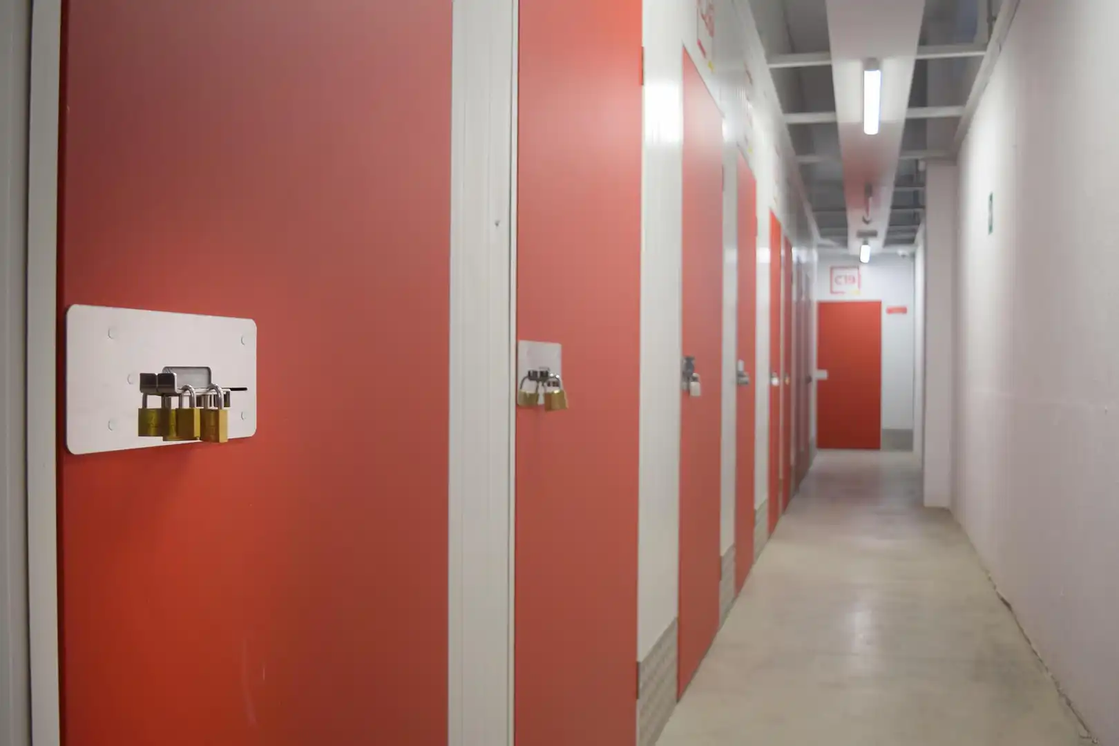 Storage room for sale in  Granada Capital