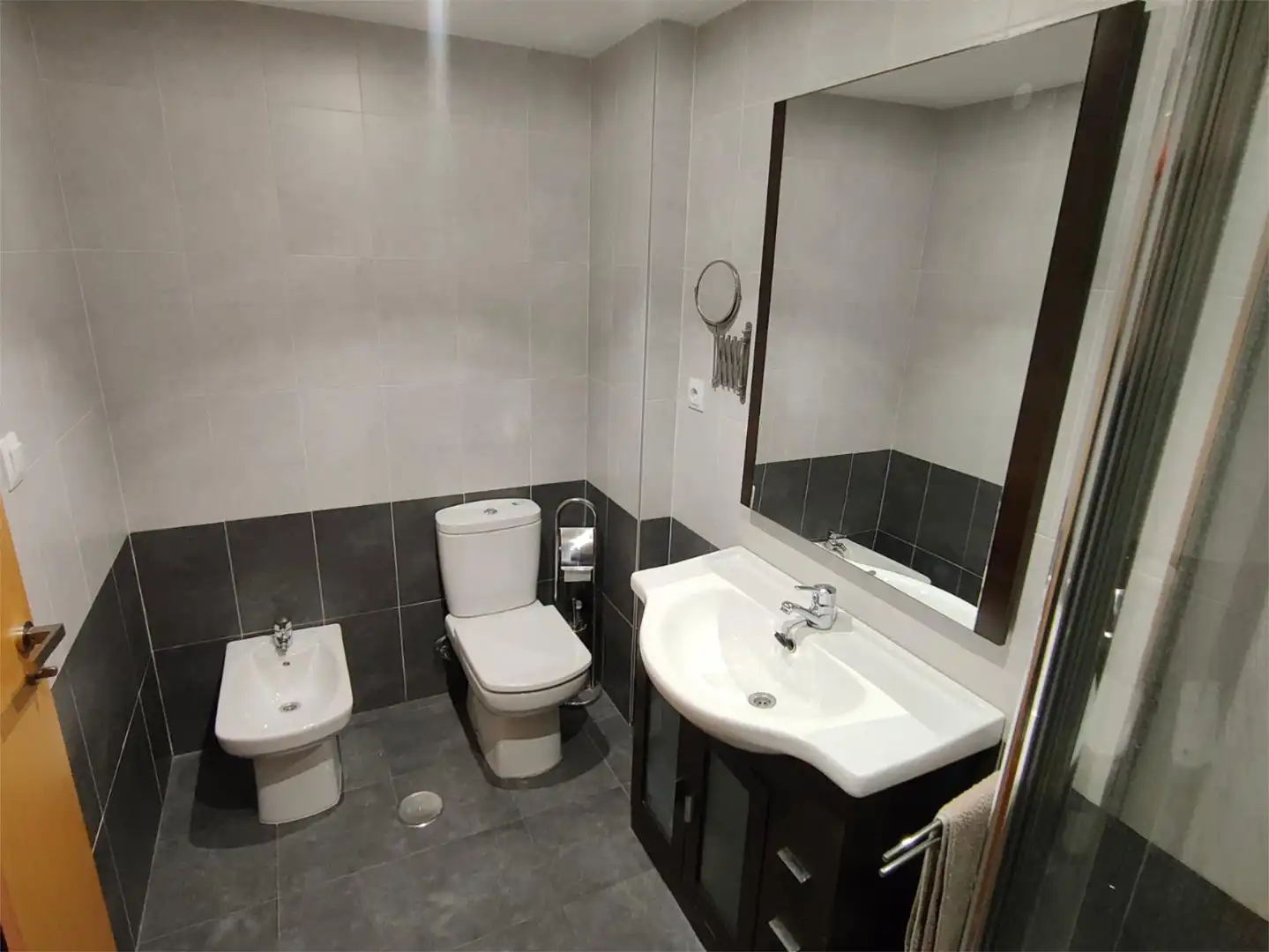 Flat for rent in Avinguda Ancha de Castelar, 186, Norte Bathroom of Flat for rent in San Vicente del Raspeig / Sant Vicent del Raspeig with Air Conditioner, Heating and Parquet flooring