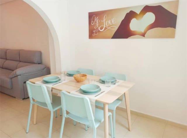 Casa-chalet en Alquiler en Monte y Mar