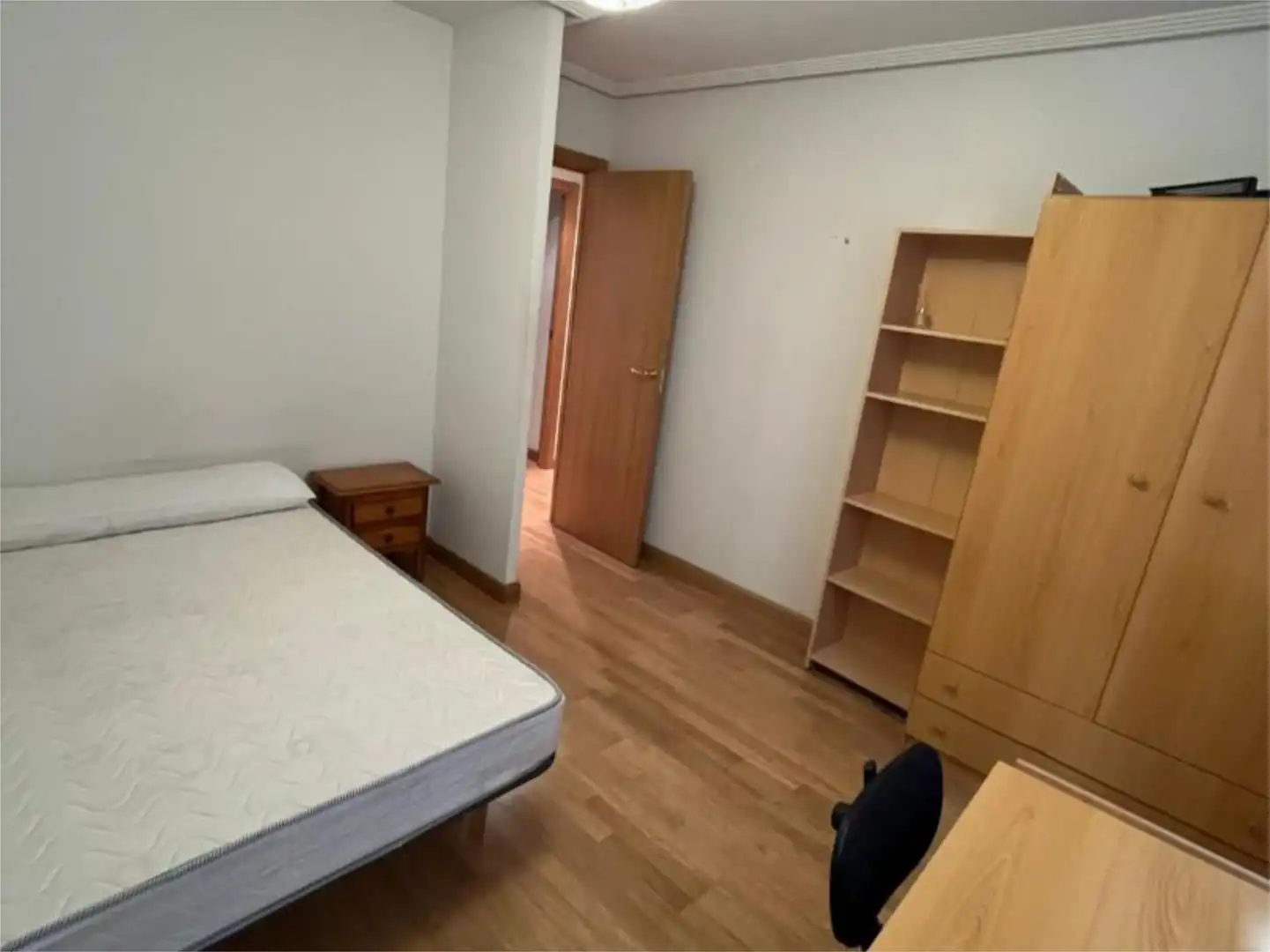 Flat for rent in Calle Poeta Jesús Rasueros, 21, Pizarrales Bedroom of Flat for rent in Salamanca with Heating, Parquet flooring and Furnished