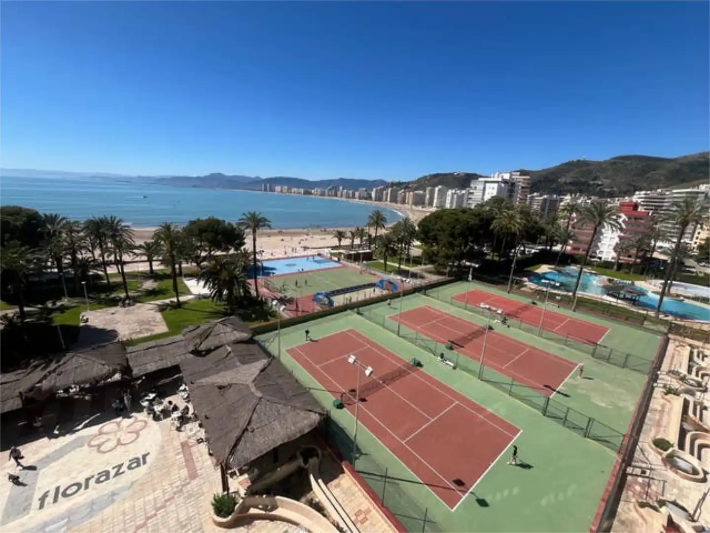 Dormitori de Apartament en venda en Cullera amb Terrassa i Piscina