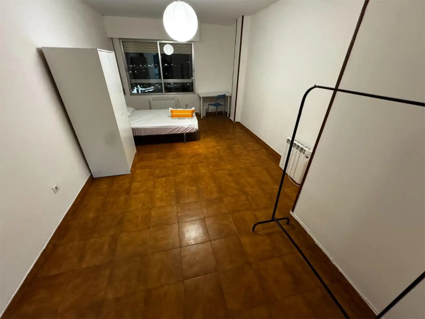 Bedroom of Flat for share in Valladolid  with Heating and Furnished