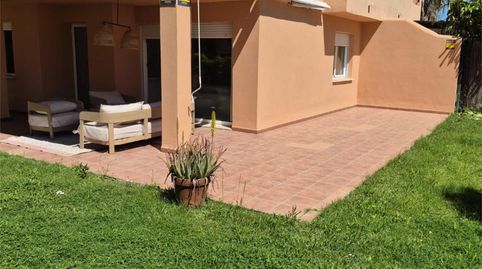 Foto 2 de Piso en venta en Avenida Jacaranda, 32, Las Chapas - Alicate Playa, Marbella
