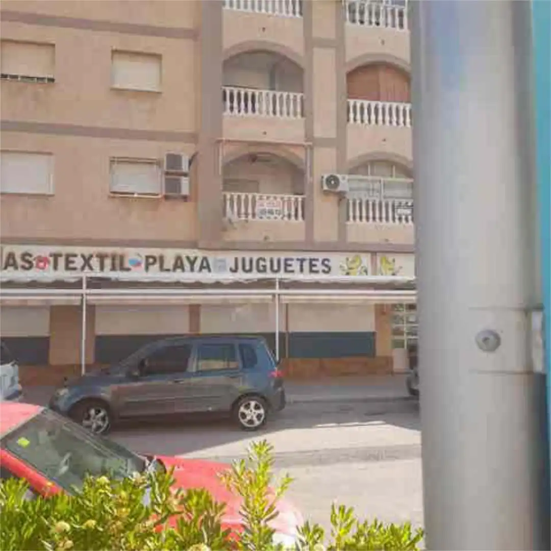 Apartamento en venta en La Manga del Mar Menor con Calefacción, Terraza y Piscina