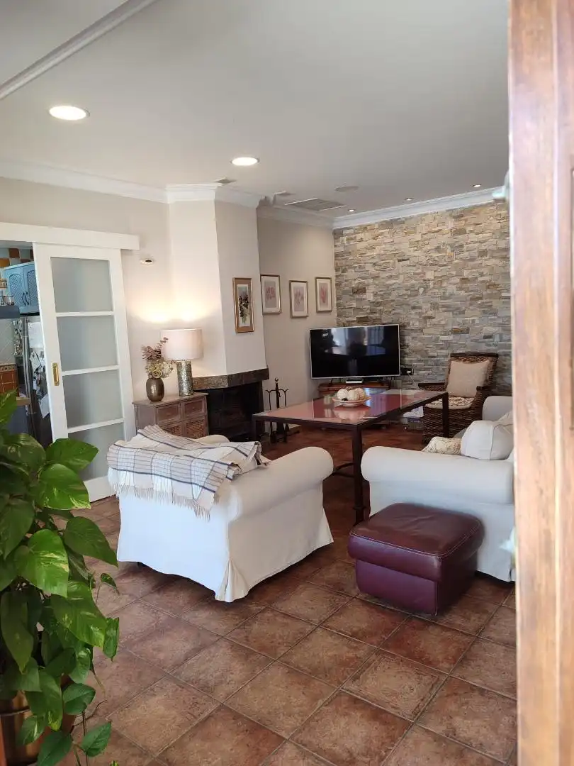 Houses for sale in Calle Francisco de Goya, 35, Santuario Living room of Houses for sale in Chipiona with Air Conditioner, Terrace and Swimming Pool