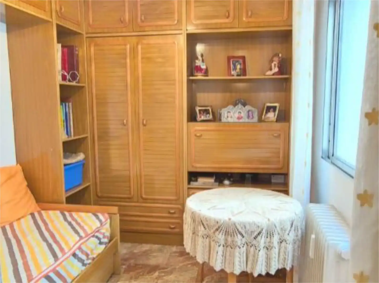 Flat for sale in Calle Horno de Abad, 14, Centro - Sagrario Bedroom of Flat for sale in Granada with Air Conditioner, Storage room and Furnished