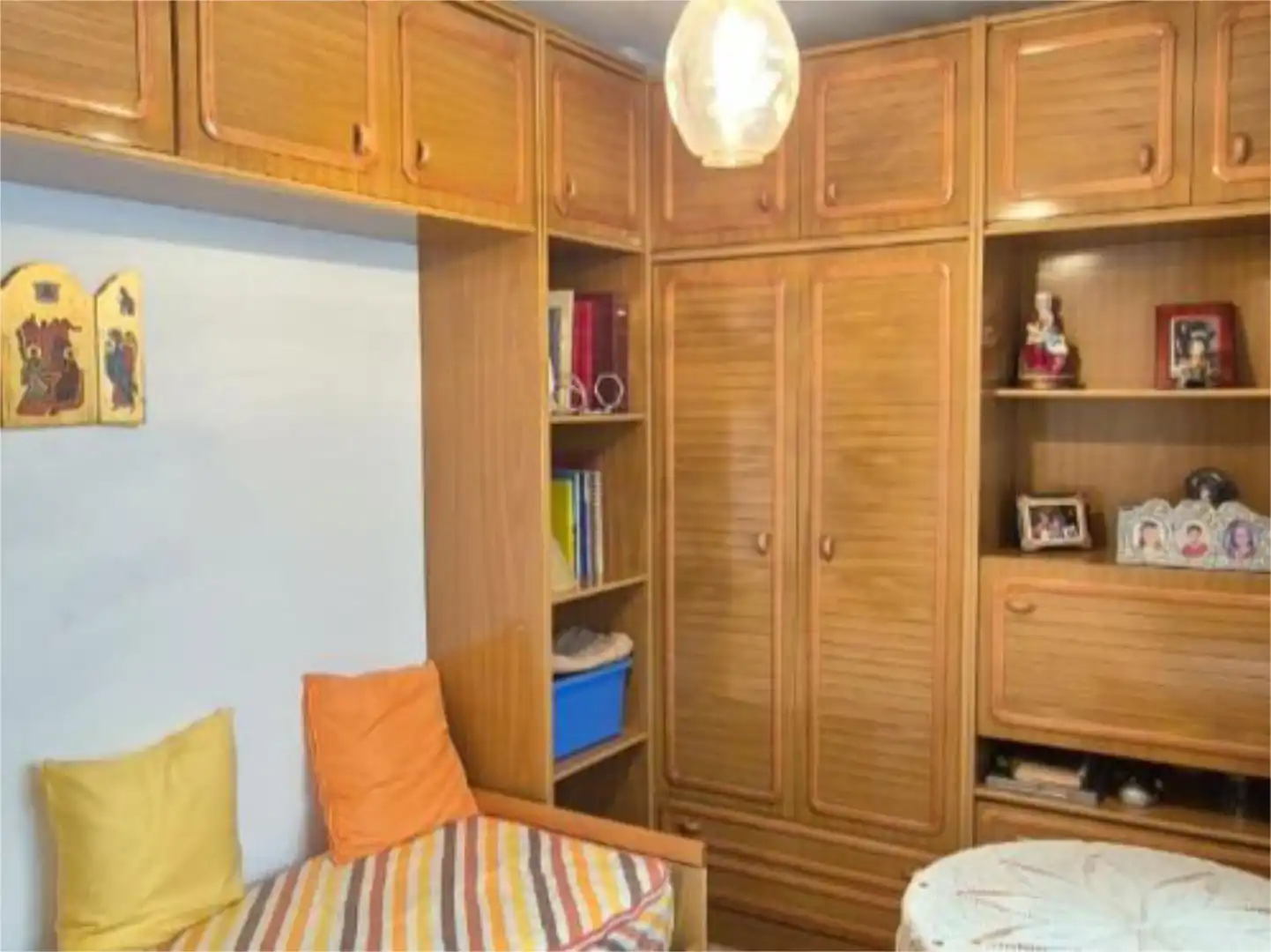 Flat for sale in Calle Horno de Abad, 14, Centro - Sagrario Bedroom of Flat for sale in Granada with Air Conditioner, Storage room and Furnished