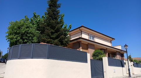 Foto 2 de Casa o chalet en venta en Calle Juez Narciso Arias, 1, Navas del Rey, Madrid