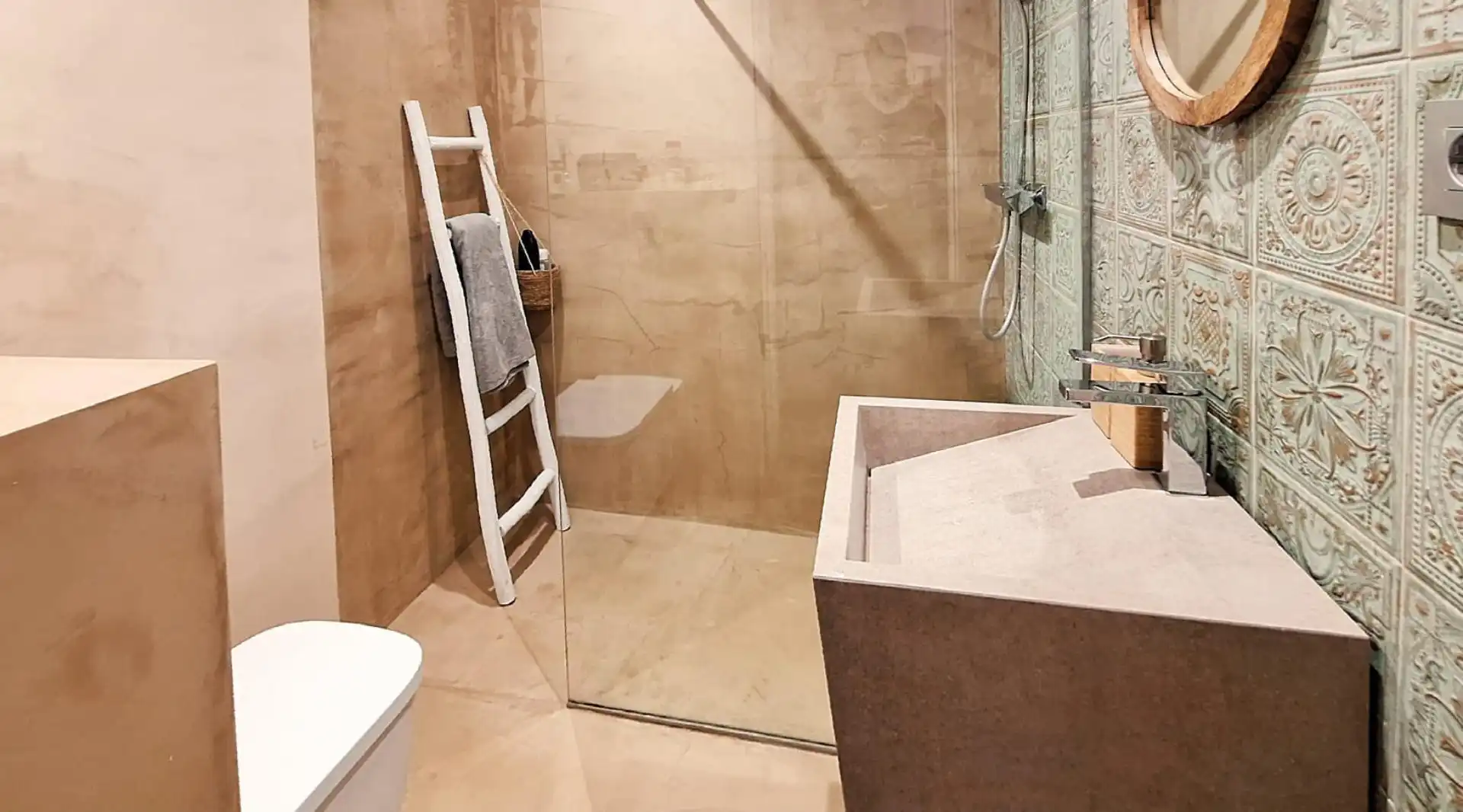 Casa o chalet en venta en Calle Casares, 10, Ojén pueblo Baño de Casa o chalet en venta en Ojén con Aire acondicionado, Terraza y Piscina