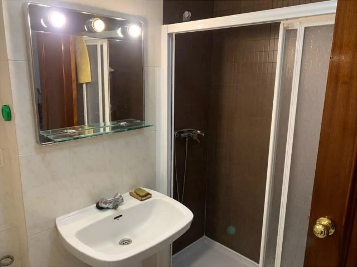 Baño de Piso de alquiler en Sanlúcar de Barrameda con Calefacción, Terraza y Amueblado