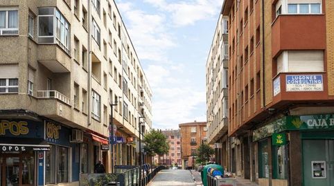 Foto 2 de Pis de lloguer a Calle de Rafael Sarandeses, 4, Lugones, Siero