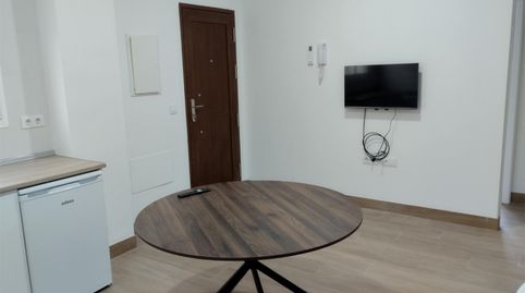 Foto 3 de Apartament de lloguer a Calle Paco Gandía, 7, San Pablo, Sevilla Capital