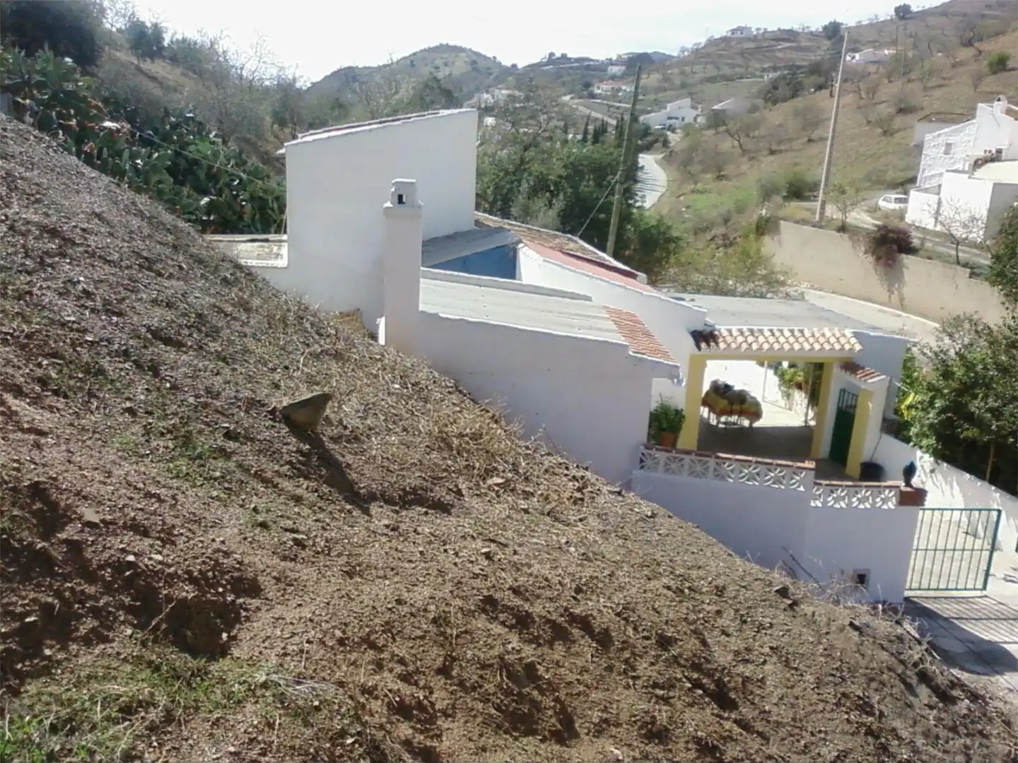 Piso en venta en Diseminado Diseminados, 718, Almogía Piso en venta en Almogía con Jardín privado, Terraza y Amueblado