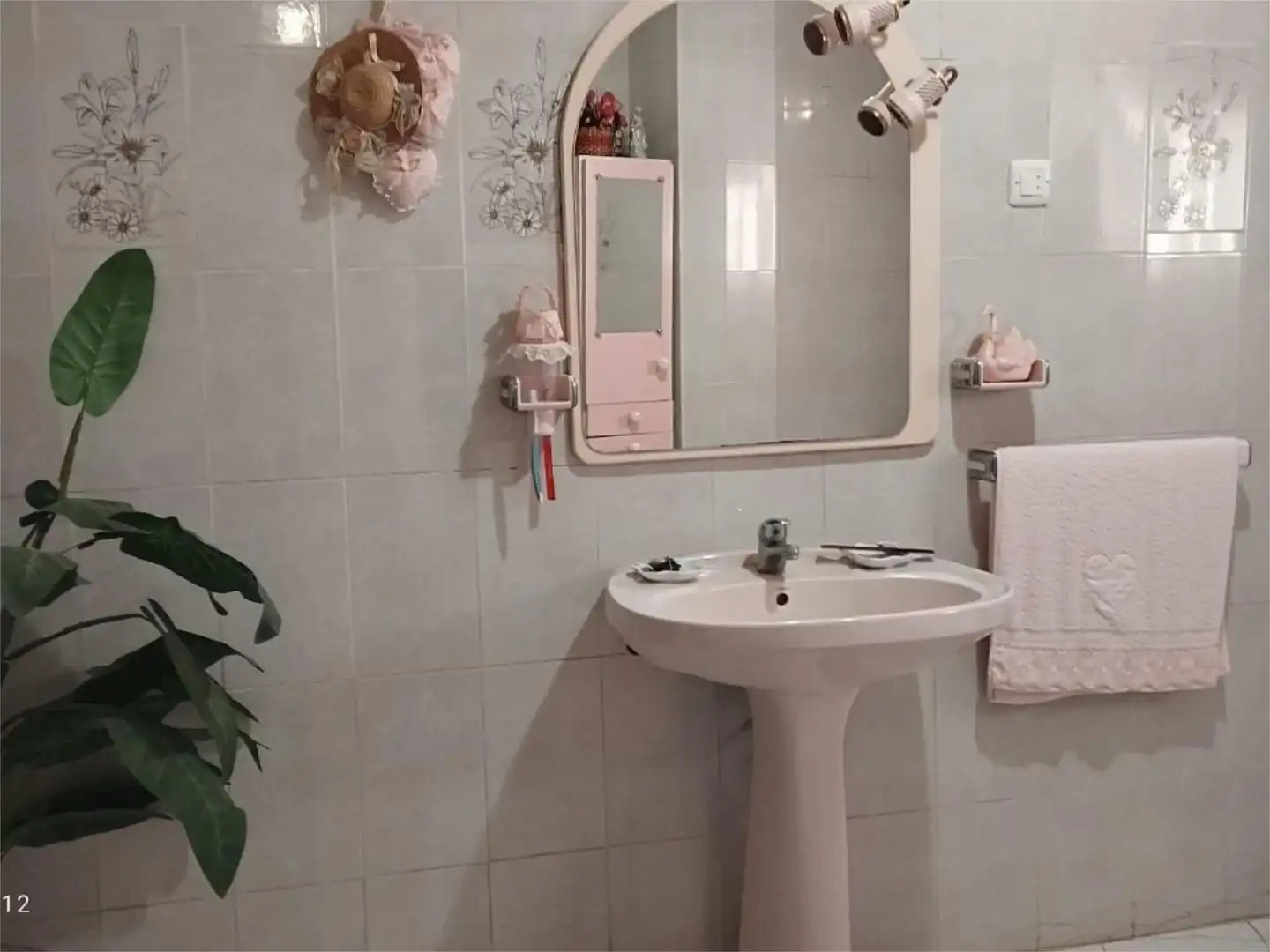 Piso en venta en Diseminado Diseminados, 718, Almogía Baño de Piso en venta en Almogía con Jardín privado, Terraza y Amueblado