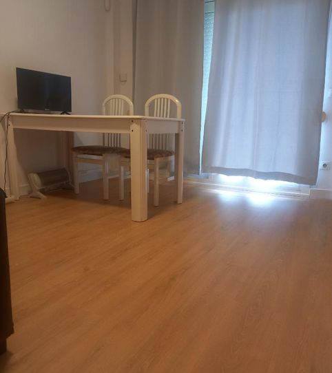 Foto 2 von Zimmer in Plaça Santa Ana, 13, Mas Romeu, Calafell