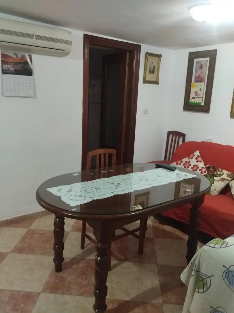 Comedor de Casa adosada en venta en Encinas Reales con Aire acondicionado y Amueblado