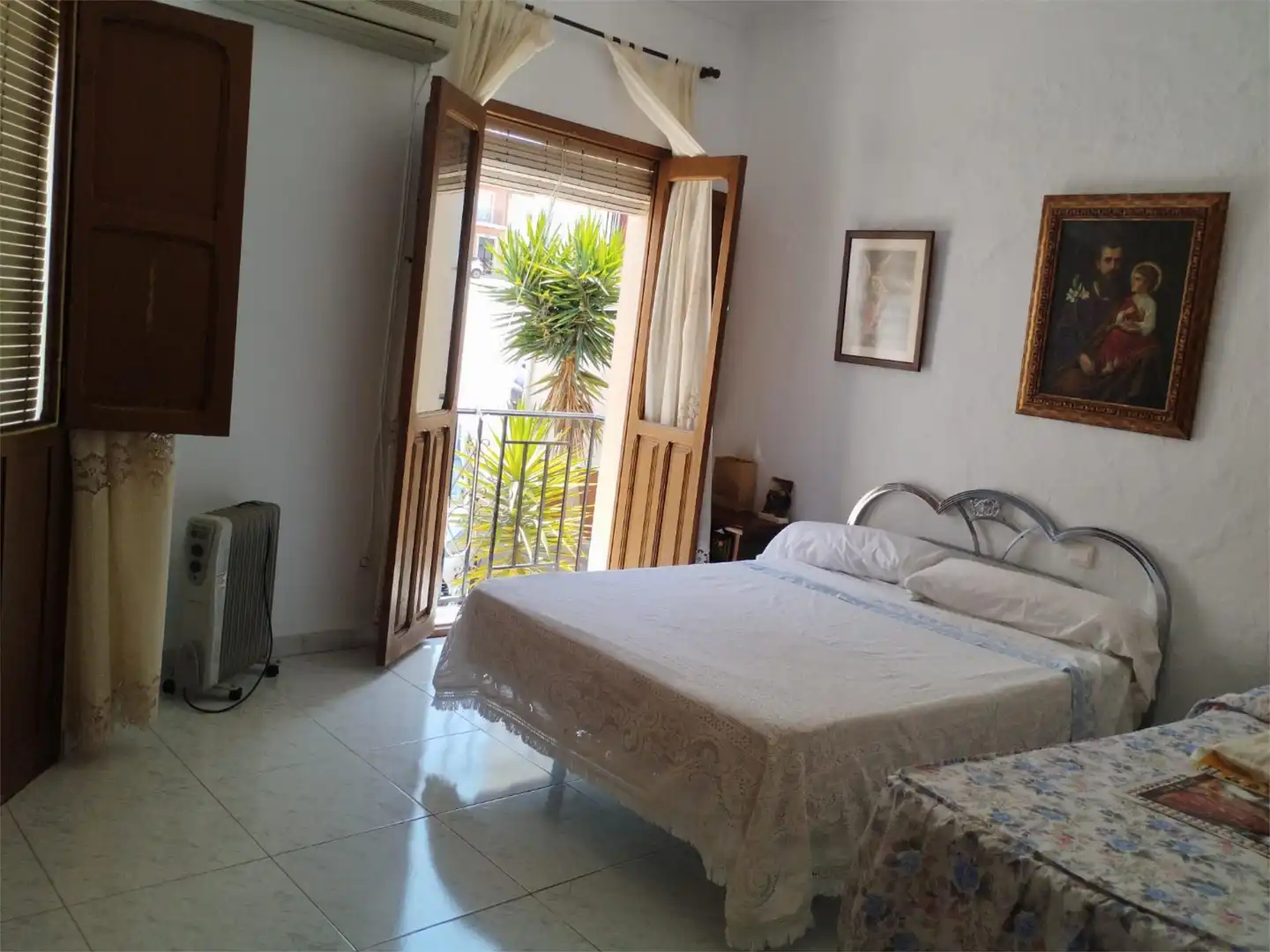 Habitación de Casa adosada en venta en Encinas Reales con Aire acondicionado y Amueblado