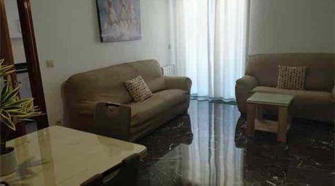 Foto 2 de Apartamento de alquiler en Valdeastillas - Fuentezuelas, Jaén Capital