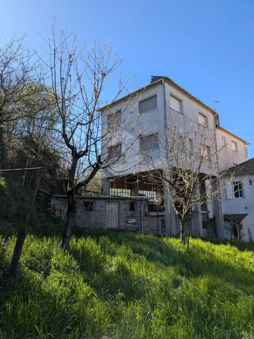 Wohnung zum Verkauf in Rúa Evaristo Correa Calderón, 39, Baralla Außenansicht von Wohnung zum Verkauf in Baralla mit Heizung, Privatgarten und Parkett