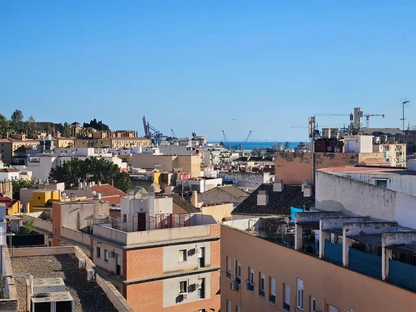 Exterior view of Flat for sale in Málaga Capital  with Air Conditioner, Terrace and Balcony