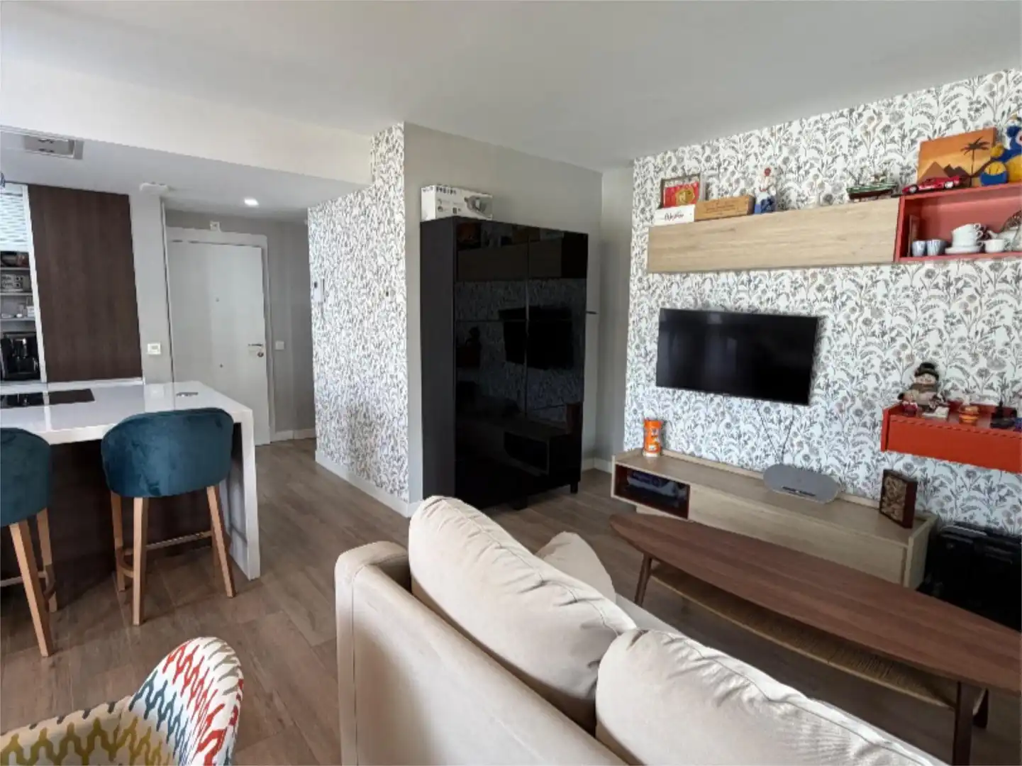 Piso en venta en Urbanizaciones Sala de estar de Piso en venta en Rivas-Vaciamadrid con Aire acondicionado, Calefacción y Jardín privado
