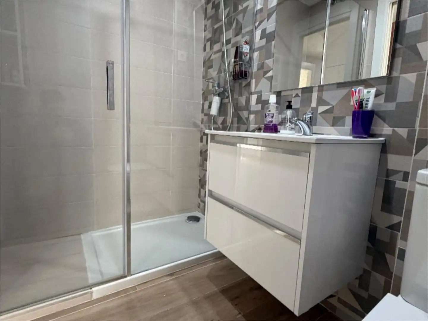 Piso en venta en Urbanizaciones Baño de Piso en venta en Rivas-Vaciamadrid con Aire acondicionado, Calefacción y Jardín privado