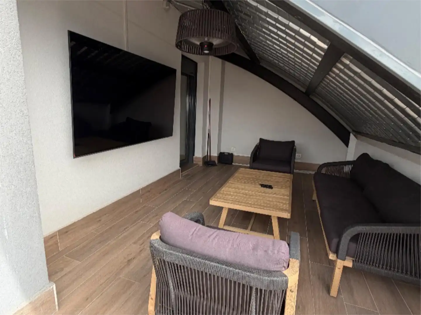 Piso en venta en Urbanizaciones Terraza de Piso en venta en Rivas-Vaciamadrid con Aire acondicionado, Calefacción y Jardín privado