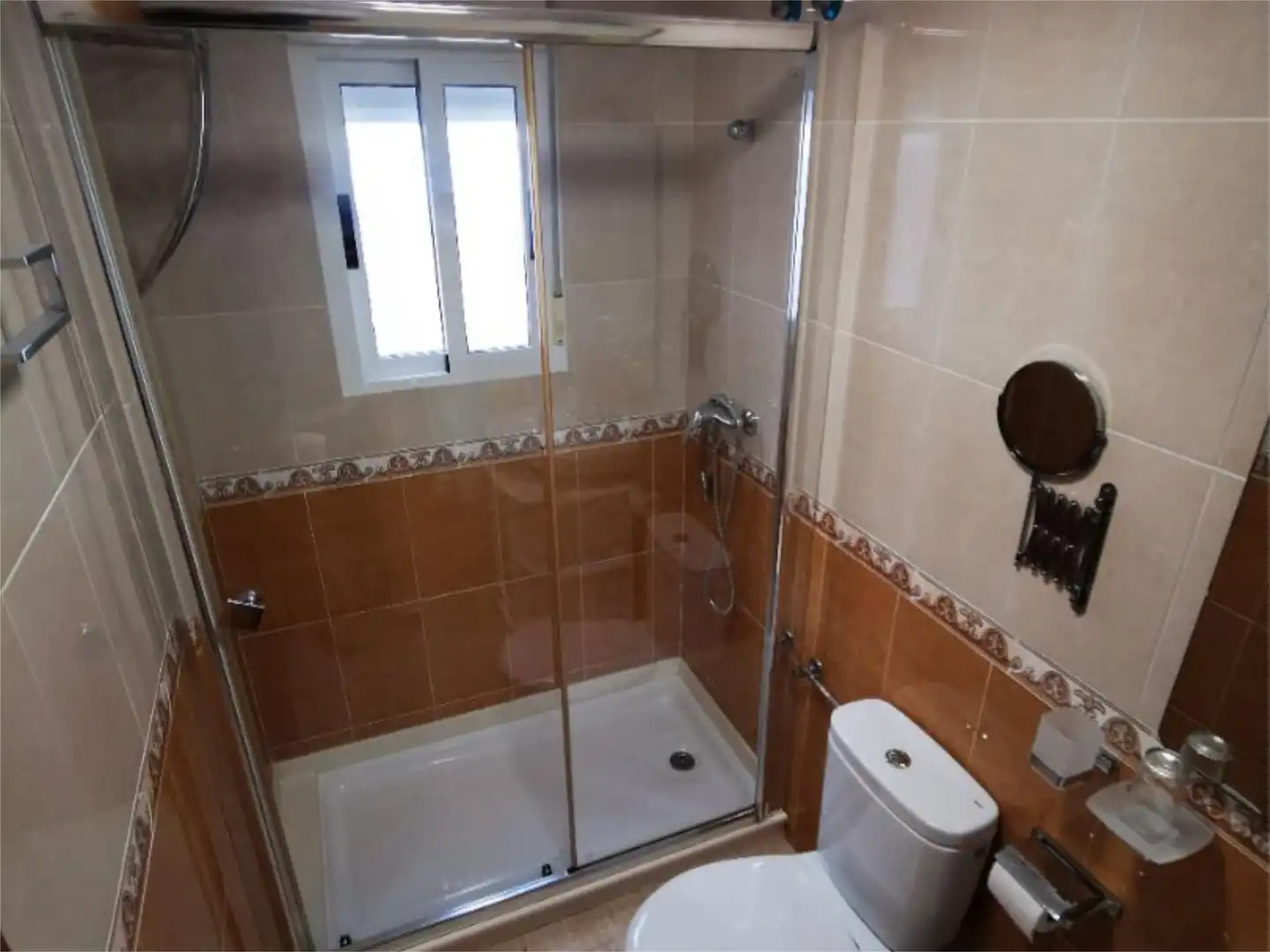 Flat for sale in Calle San Antonio, 41, Catral Bathroom of Flat for sale in Catral with Air Conditioner, Terrace and Balcony