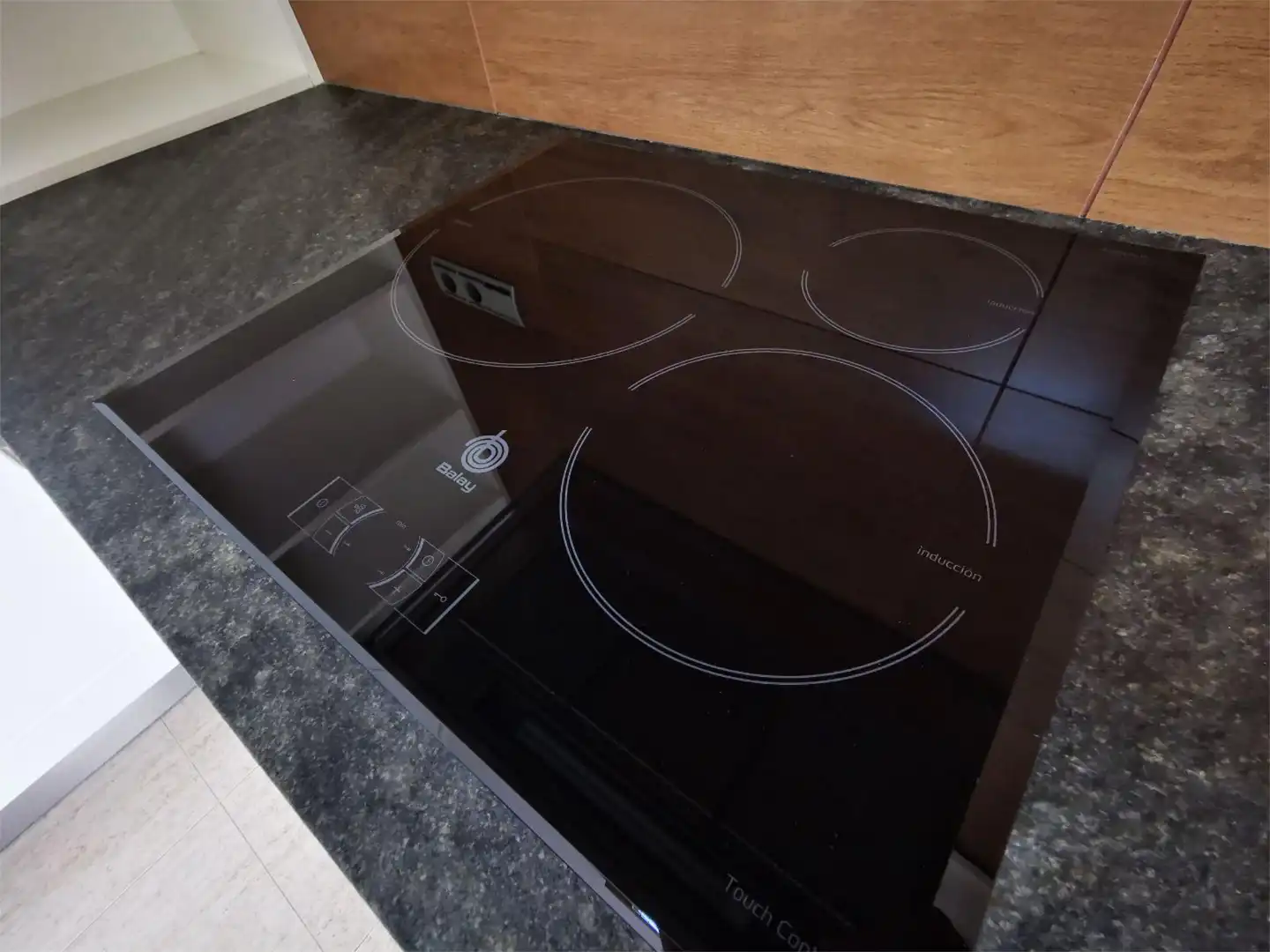 Flat for sale in Calle San Antonio, 41, Catral Kitchen of Flat for sale in Catral with Air Conditioner, Terrace and Balcony