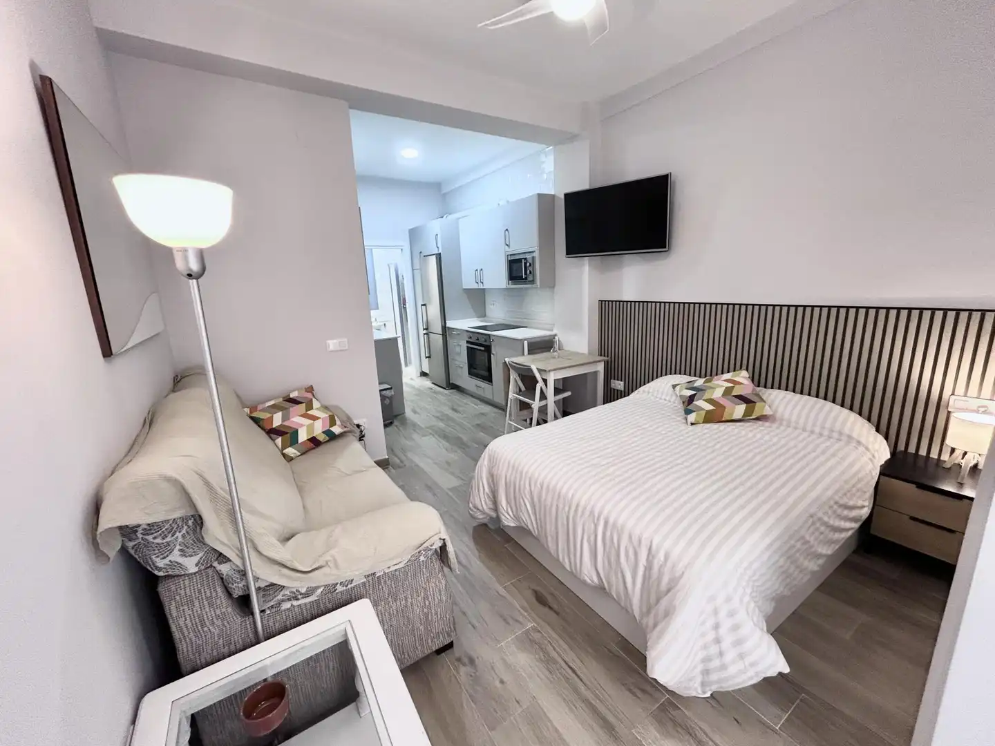 Schlafzimmer von Wohnung zur Miete in  Sevilla Capital mit Klimaanlage