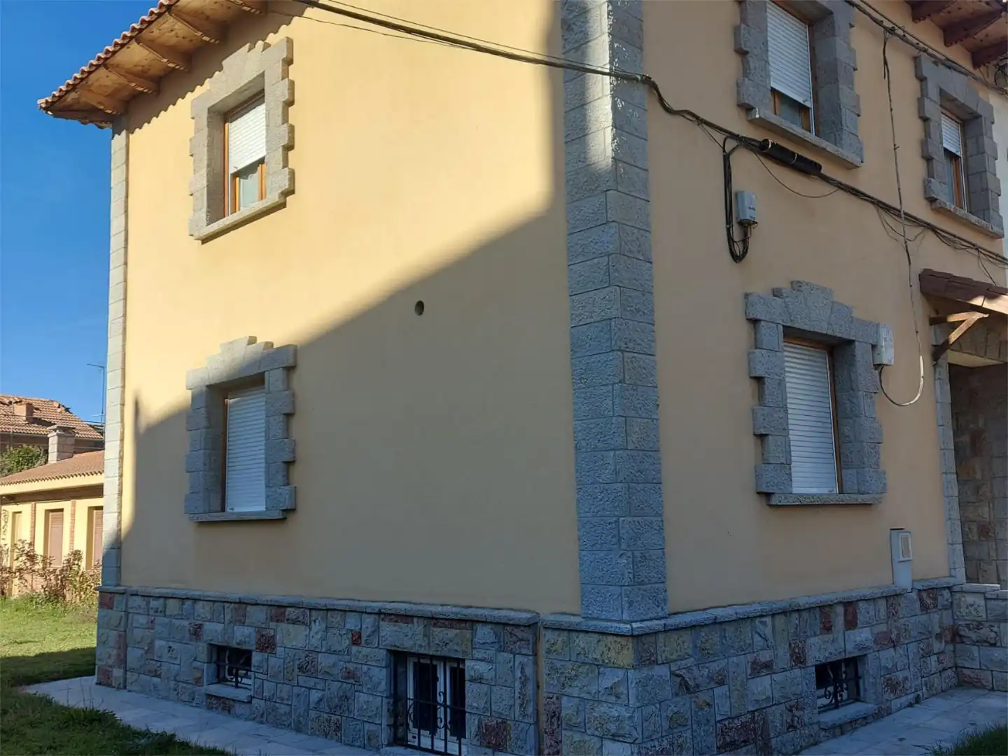 Casa o chalet en venta en Avenida Carlos Pinilla, 13, Pinilla Vista exterior de Casa o chalet en venta en León Capital con Calefacción, Jardín privado y Trastero